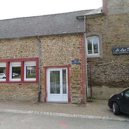 Les Chambres Studios De Pleslin-Foucher Eksteriør billede
