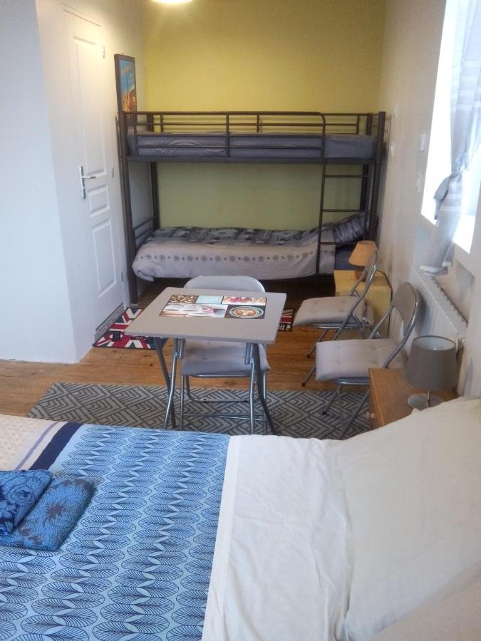 Les Chambres Studios De Pleslin-Foucher Eksteriør billede