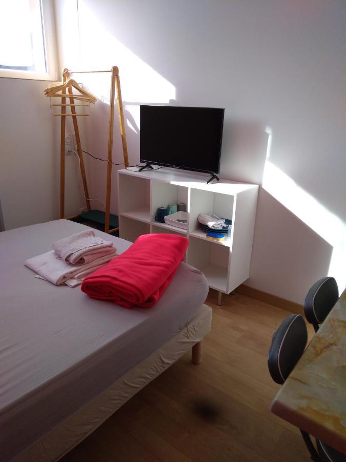 Les Chambres Studios De Pleslin-Foucher Eksteriør billede